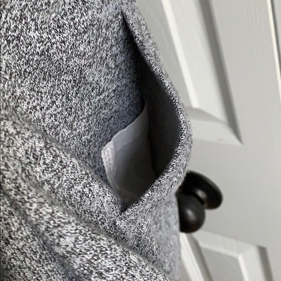 Salt and Pepper Roots Kanga Hoodie - Picture 6 of 6